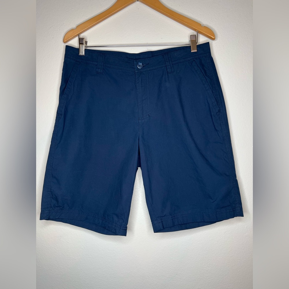 Columbia - Navy 10in Shorts - Size 32